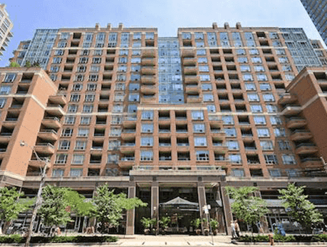 887-Bay-Street