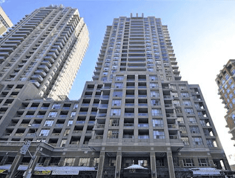 909-Bay-Street