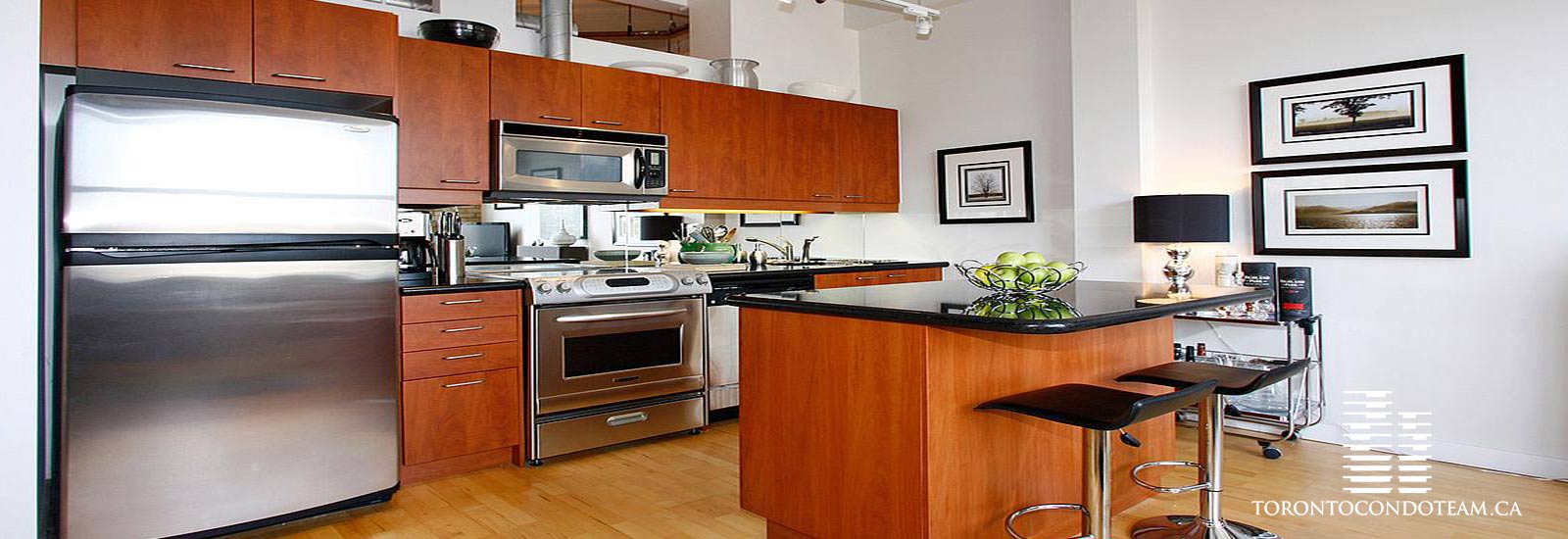 955 QUEEN STREET WEST