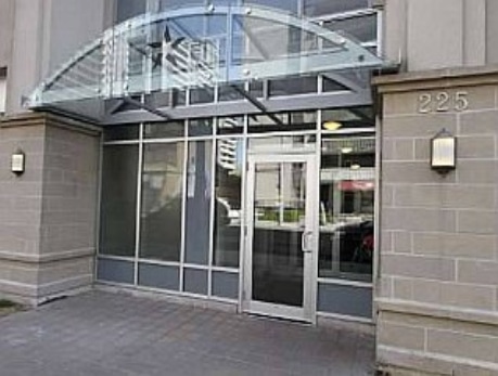 225 Wellesley St E, Toronto, M4X 1X8
