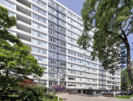 500 Avenue Rd, Toronto, M4V 2J6