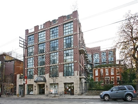901 Queen St W, Toronto, M6J 1G5