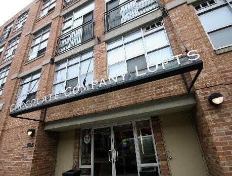 955 Queen St W, Toronto, M6J 1G9