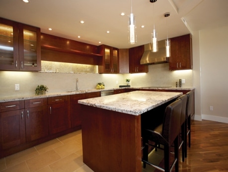 175 Cumberland St, Toronto, ON M5R