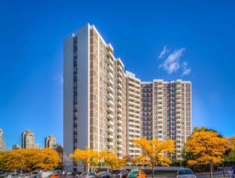 20 Edgecliff Golfway, North York, ON M3C 3A4