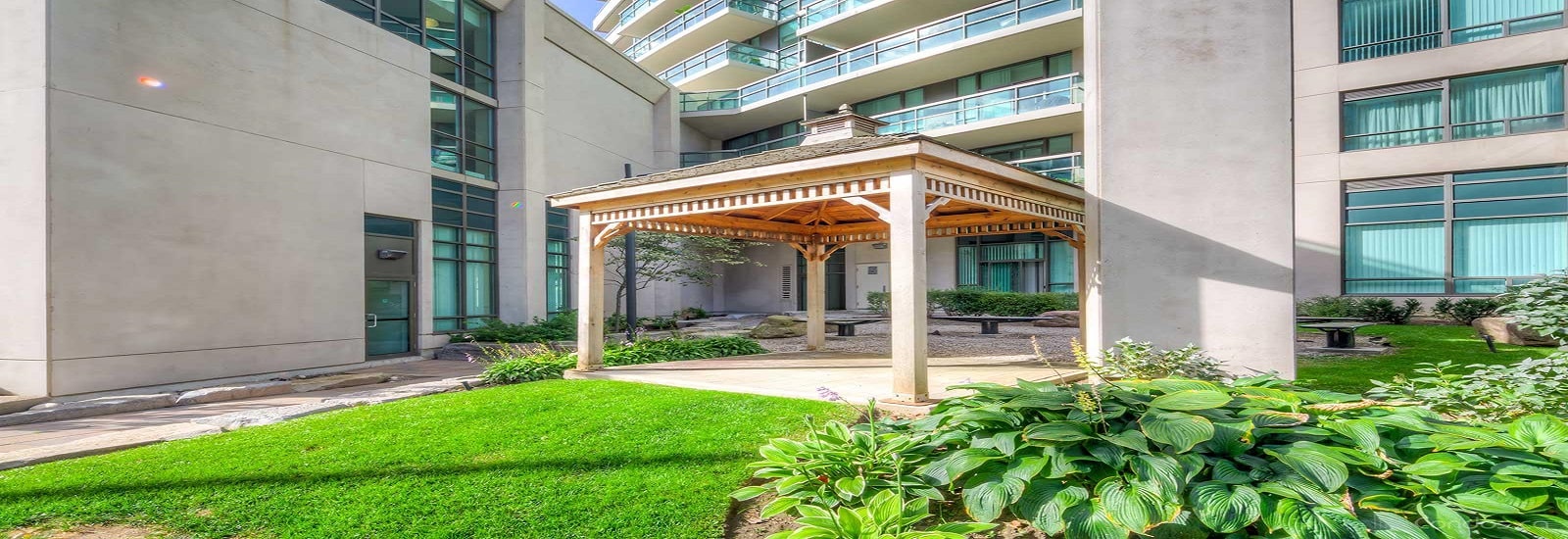 509 BEECROFT ROAD CONDOS