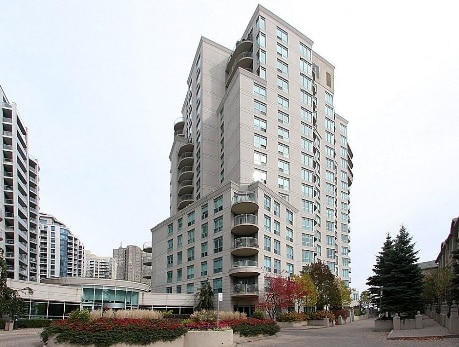 2111 Lake Shore Blvd W, Etobicoke, ON M8V 4B2