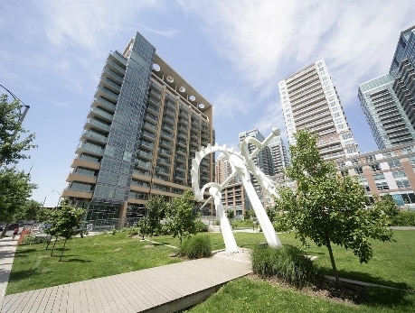 69 Lynn Williams St, Toronto, M6K 3R7
