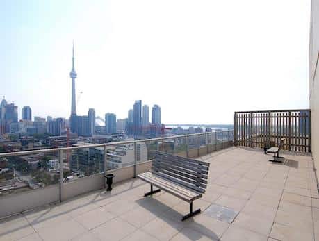 700 King St W, Toronto, M5V 2Y6