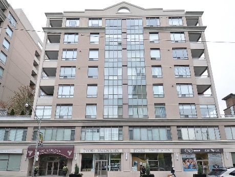 980 Yonge St, Toronto, ON M4W 3V8