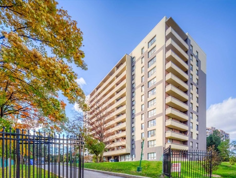 100 CANYON AVE
