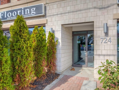 724 SHEPPARD AVE W