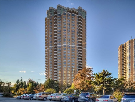 89 SKYMARK DR