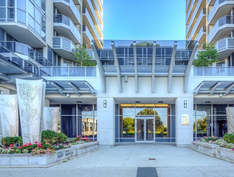 5791 YONGE ST
