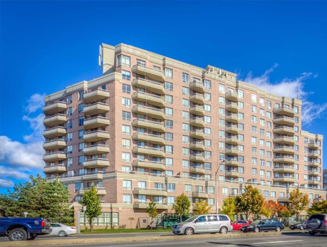 1700 EGLINTON AVE E