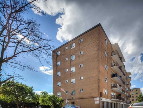 8 KINGSBRIDGE CRT