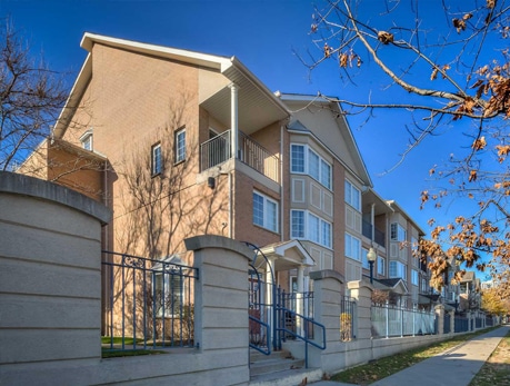 100 GRANDVIEW WAY
