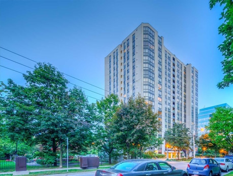 5 KENNETH AVE