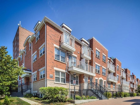 37 FOUR WINDS DR