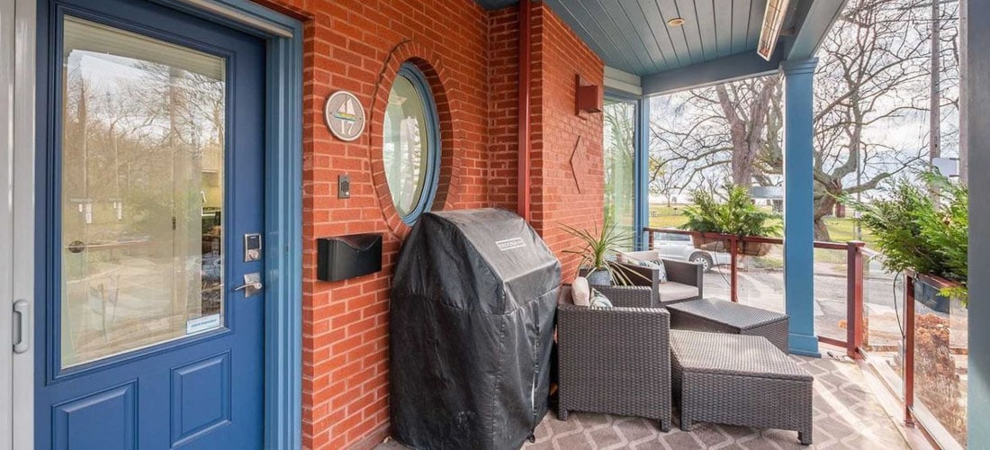 17 KIPPENDAVIE AVE & 19 KIPPENDAVIE AVE TOWNHOMES