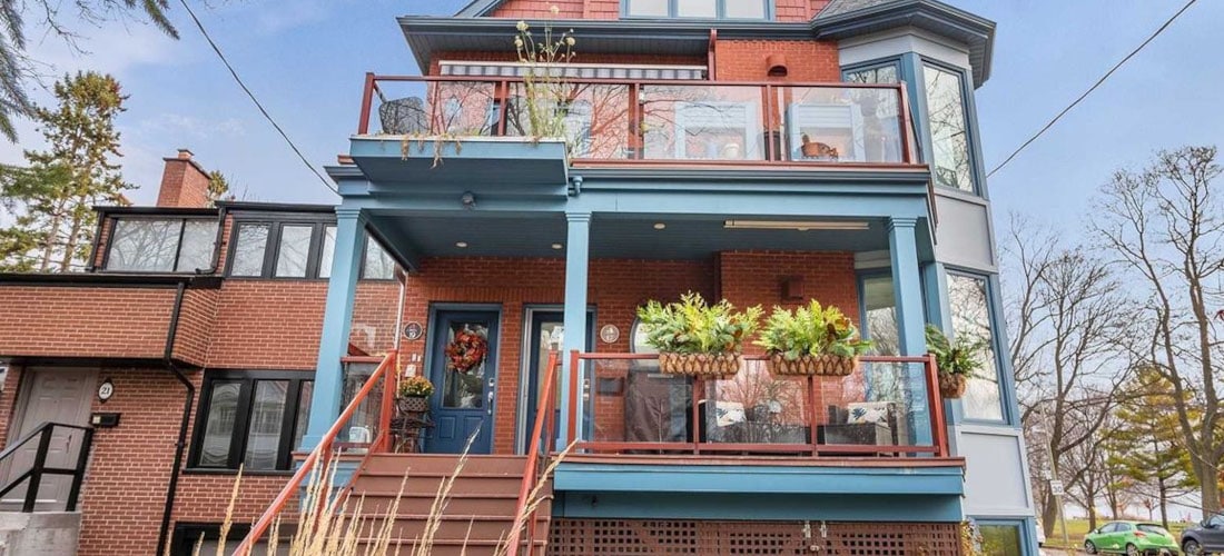 17 KIPPENDAVIE AVE & 19 KIPPENDAVIE AVE TOWNHOMES
