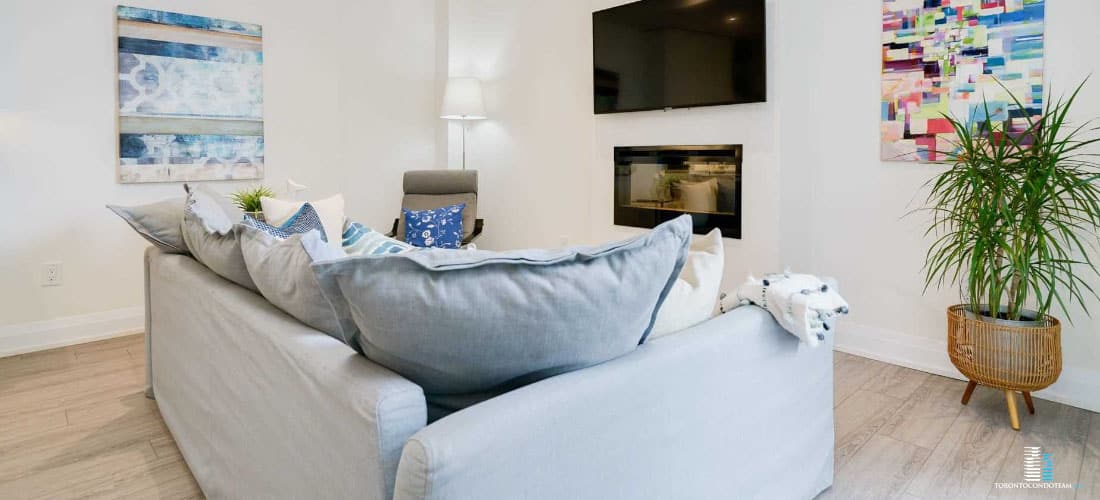 200 WOODBINE AVE CONDOS
