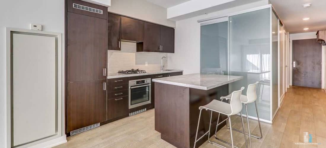1960 QUEEN ST EAST CONDOS
