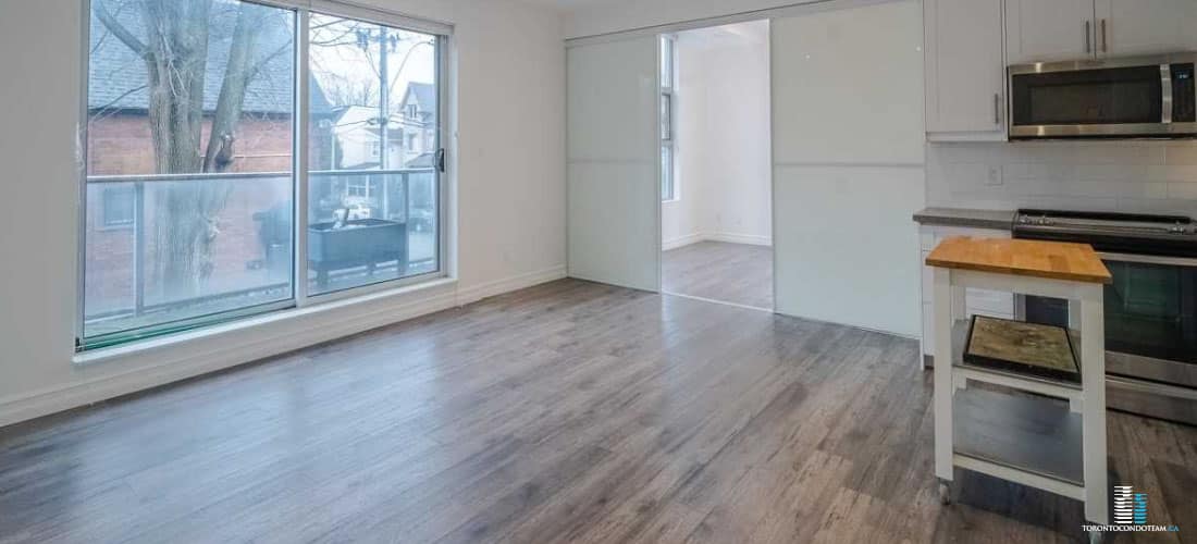 1003 QUEEN ST E CONDO