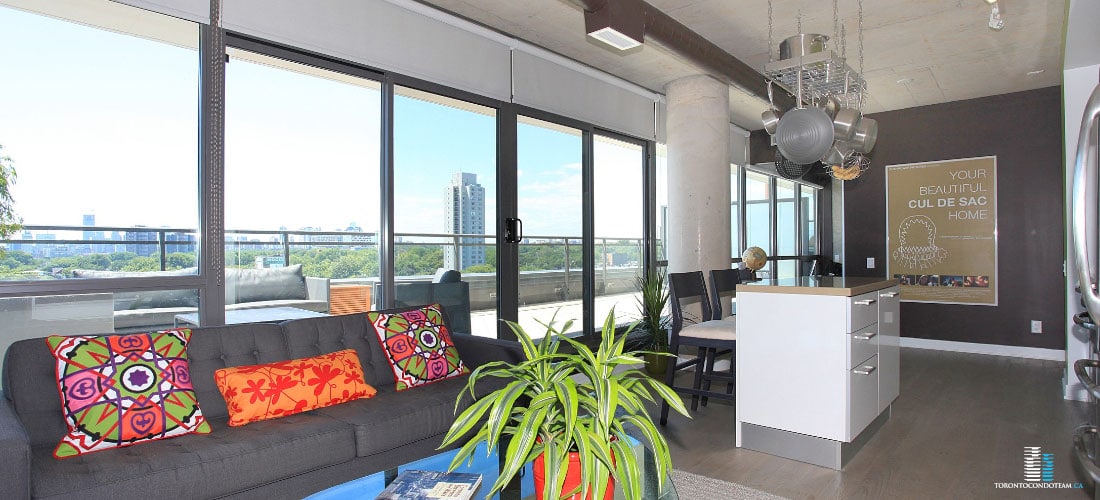 319 CARLAW AVE CONDOS