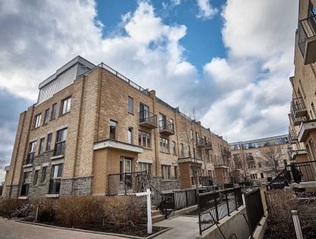 7 FOUNDRY AVE