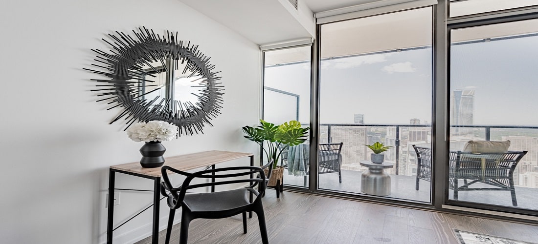 11 WELLESLEY ST CONDOS