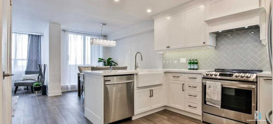 35 ORMSKIRK AVE CONDOS