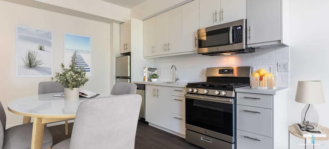 1183 DUFFERIN ST CONDOS