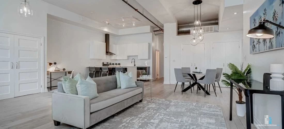 430 BARTLETT AVE CONDOS