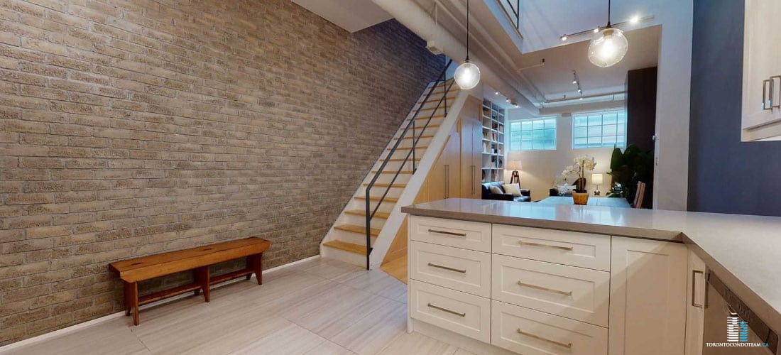 6 BARTLETT AVE CONDOS