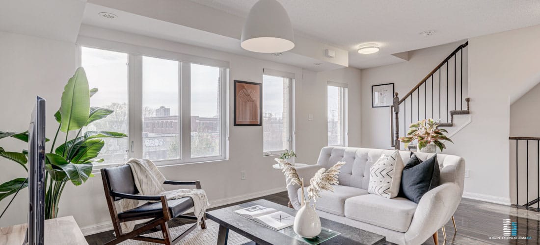 21 FOUNDRY AVE CONDOS