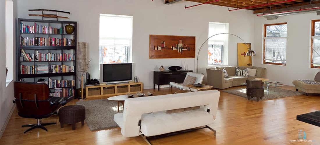 371 WALLACE AVE CONDOS