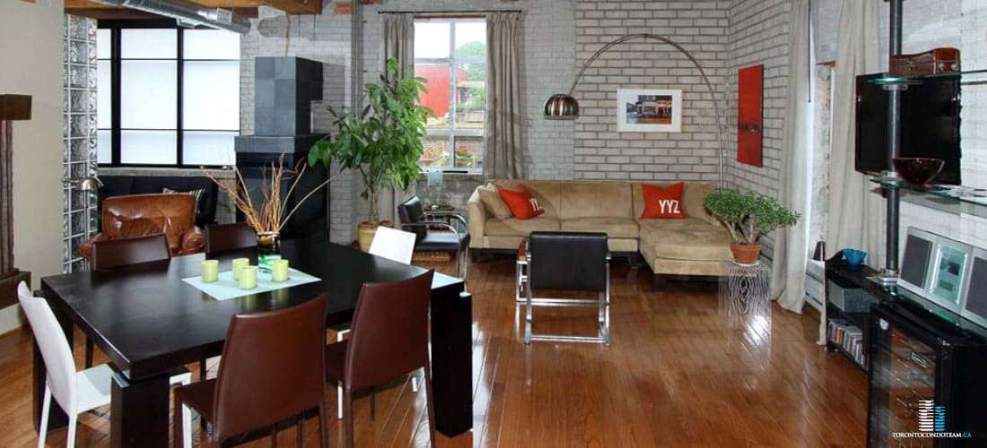 371 WALLACE AVE CONDOS