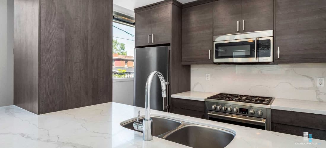 3258 DUNDAS ST WEST CONDOS