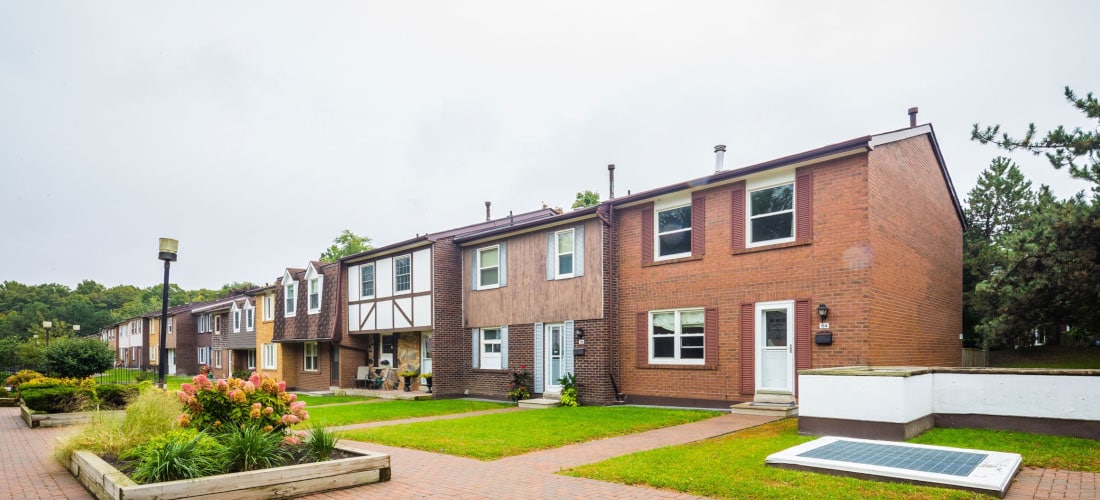 25 BRIMWOOD BOULEVARD TOWNHOUSES GALLERY