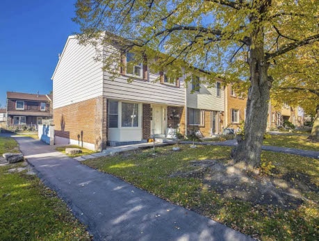 1500 SANDHURST CIRCLE