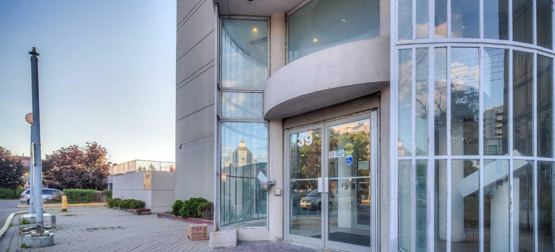 39 KIMBERCROFT CRT GALLERY