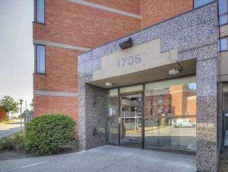 1701-1705 MCCOWAN RD