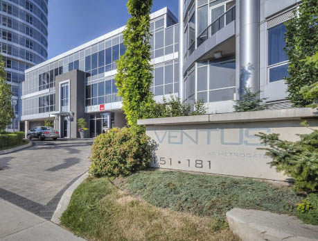 181 VILLAGE GREEN SQ