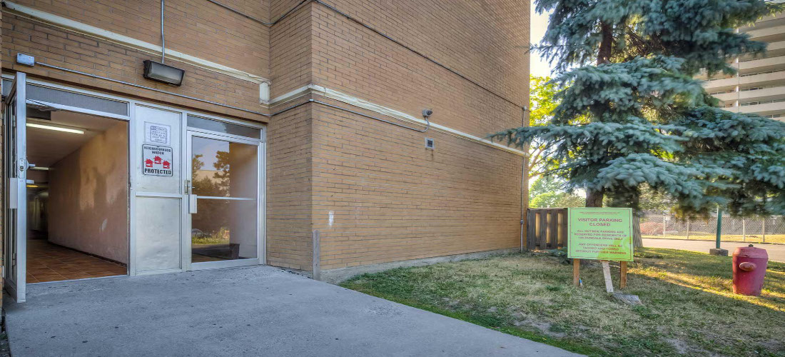 100 DUNDALK DR GALLERY