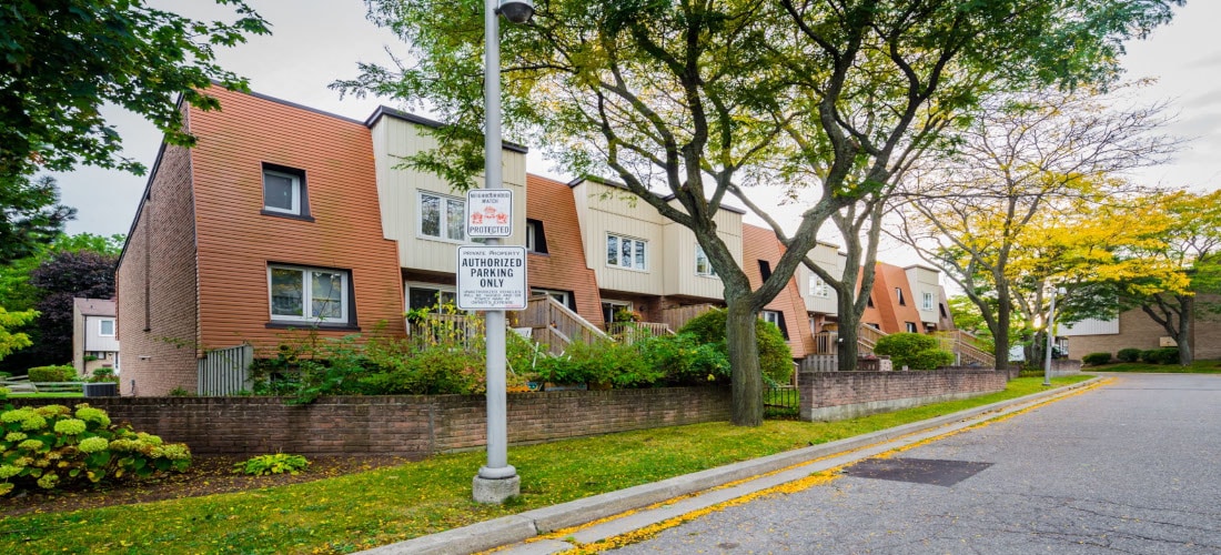 45-61 GUILDCREST DR & 15 GUILDWOOD PKWY GALLERY