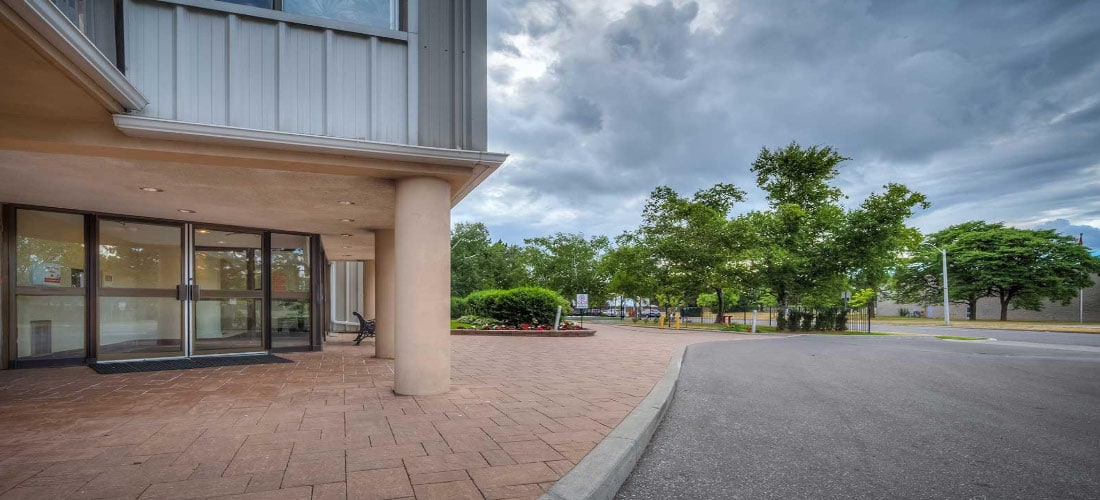 2500 BRIDLETOWNE CIR GALLERY