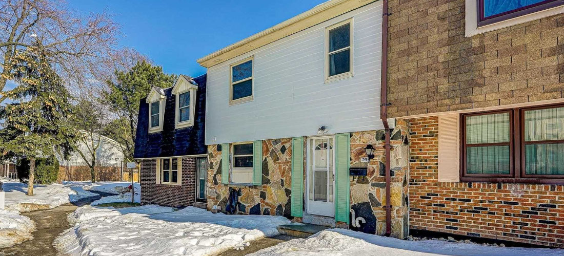 2051-2061 BRIDLETOWNE CIR GALLERY