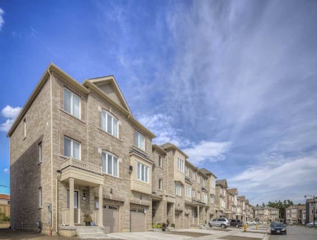 1325 DANFORTH RD