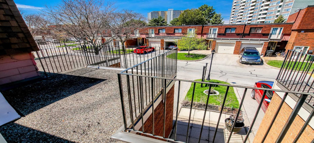 202-380 SPRUCEWOOD CRT GALLERY